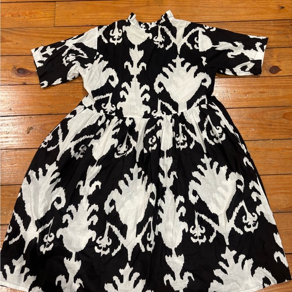 (980)*FLORAL FLOWY DRESS* - Picture 5 of 6